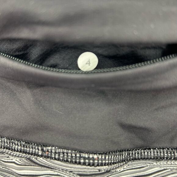 Lululemon Speed Tight II Textured Wave Black Silver Spoon Black Size 4 - Picture 6 of 8